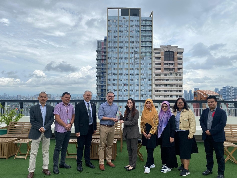 Benchmark Bagian Satuan Penjaminan Mutu ke Top Universities di Filipina Benchmark Bagian Satuan Penjaminan Mutu ke Top Universities di Filipina